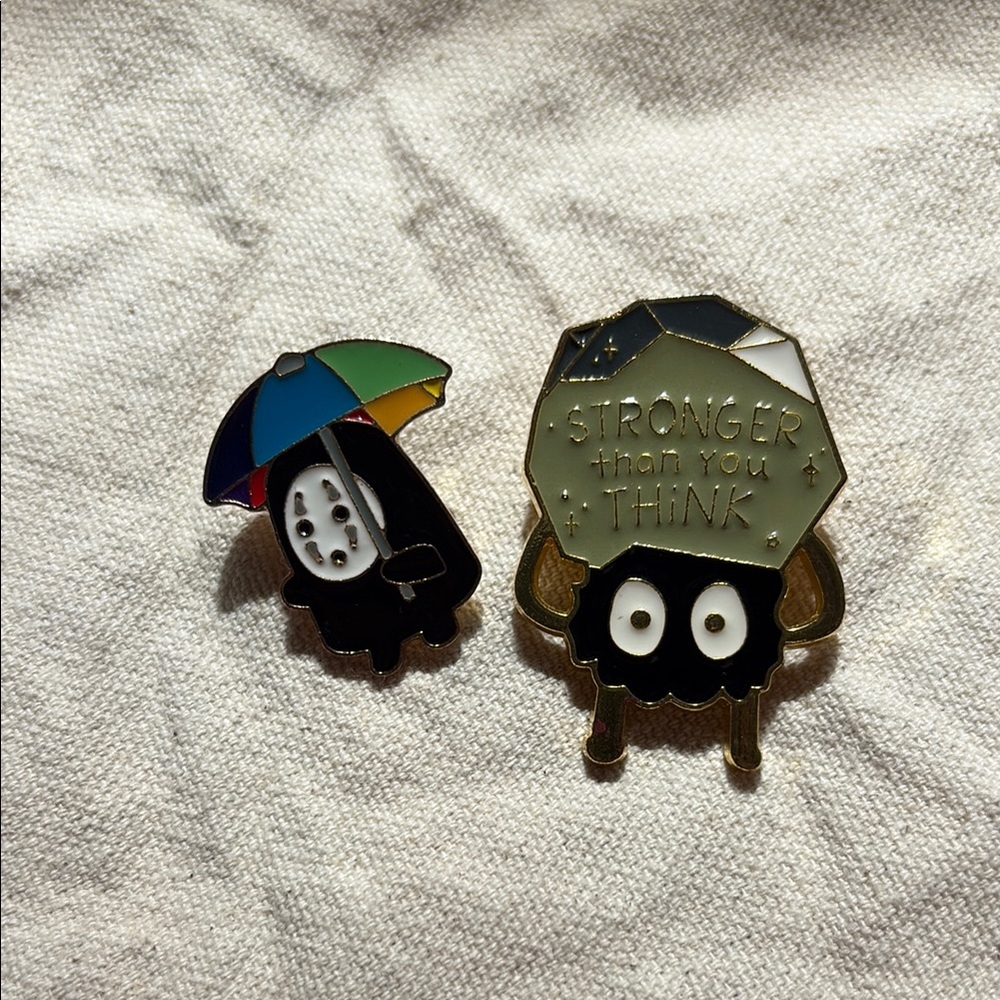 NWT Studio Ghibli Spirited Away Movie Colorful Enamel Pin Set